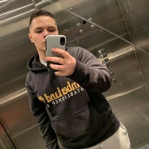 Meet your Posher, Tiago